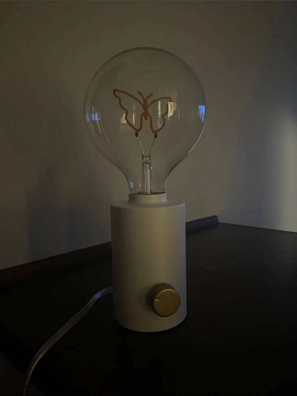 Butterfly Filament Bulb Table Lamp in White and Gold